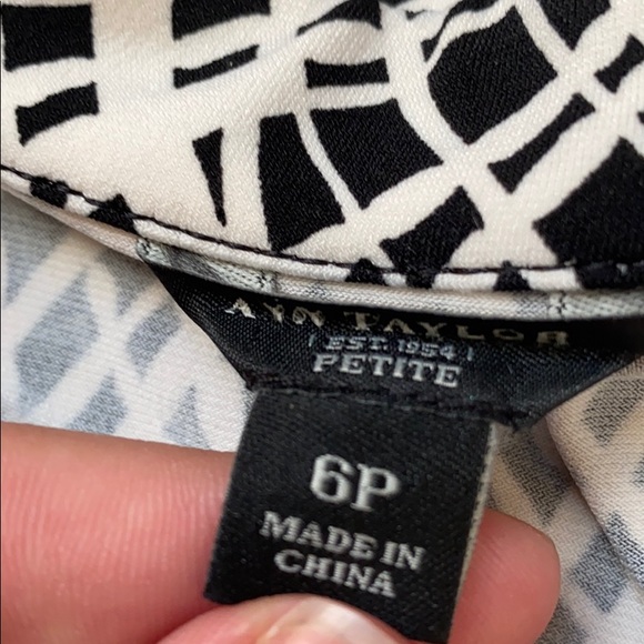 Wrap Ann Taylor dress - Picture 3 of 3